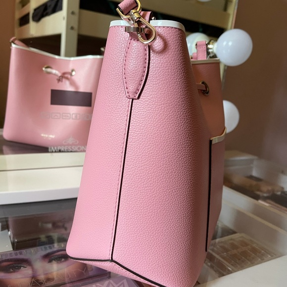 KATE SPADE ♠️ - Picture 4 of 16